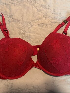 Hot Pink Magenta Victoria’s Secret Push Up Bra